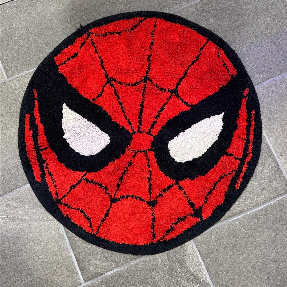 Jay Franco Marvel Comics Avengers Blast Tufted Cotton Spider-Man Bath Rug